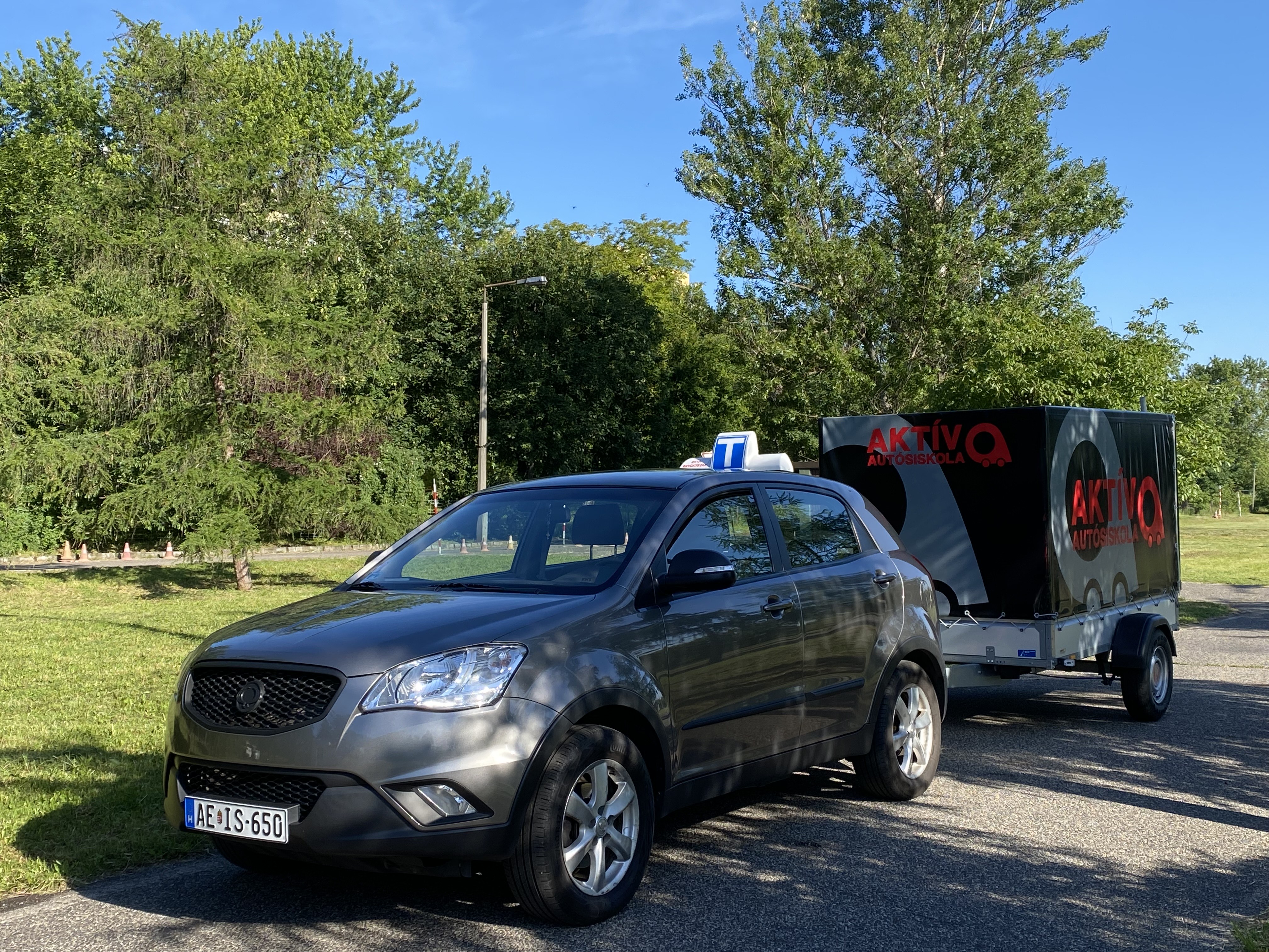 BE kategória - Oktatási jármű potkocsis személygépkocsi